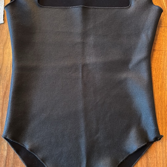 Black faux leather sleeveless body suit - Picture 4 of 5